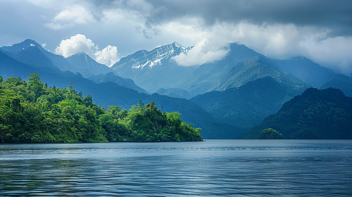 From Mountains to Oceans: The Diversity of Nature’s Getaways
