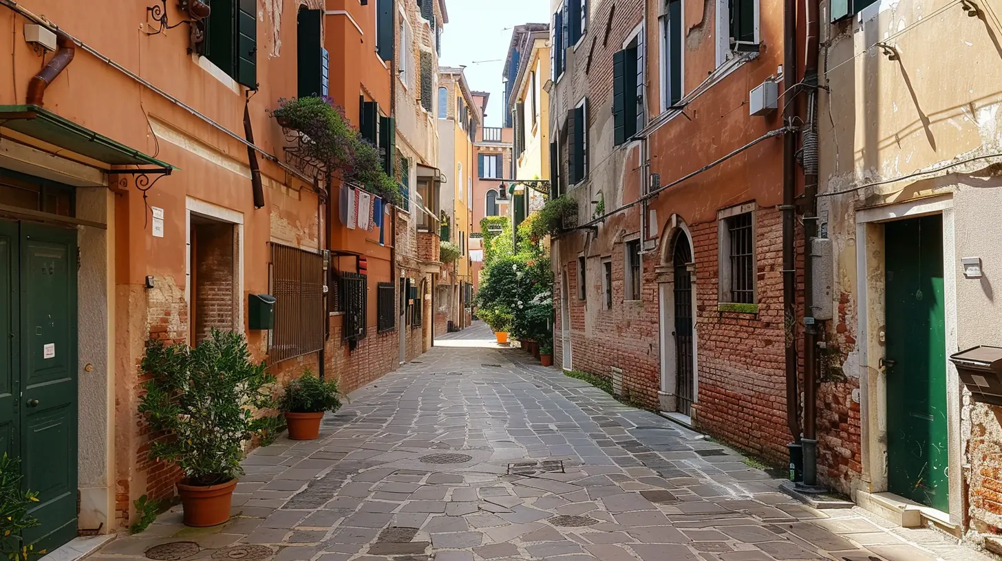 Venice’s Best Landmarks and Waterways to Discover